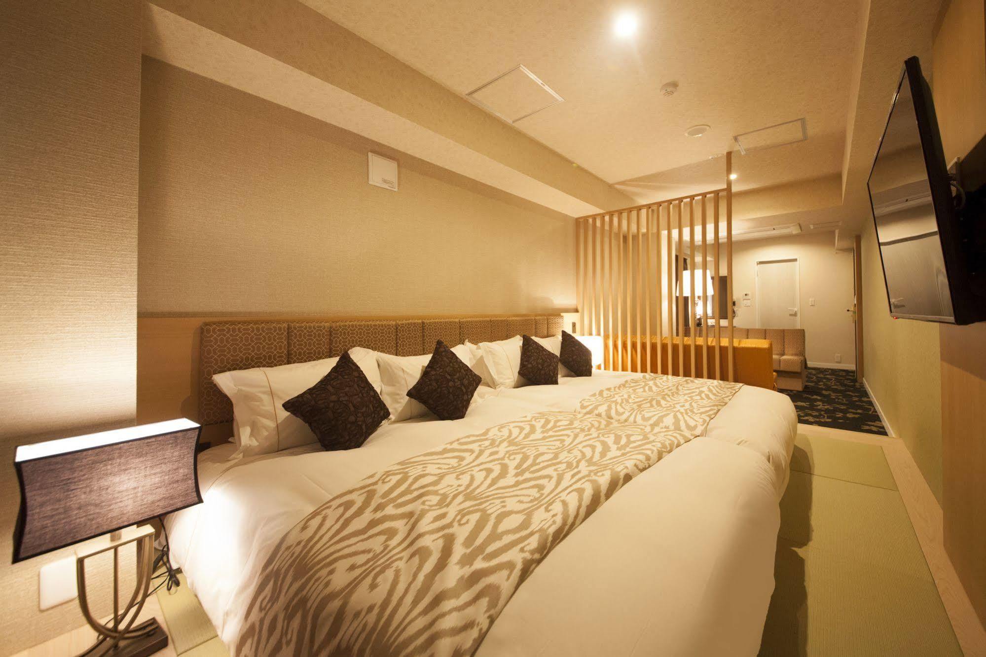 Centurion Hotel Grand Akasakamitsuke Station Tōkyō Extérieur photo
